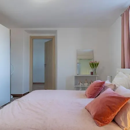 Vicolo Dei Fiori Tatil Evi