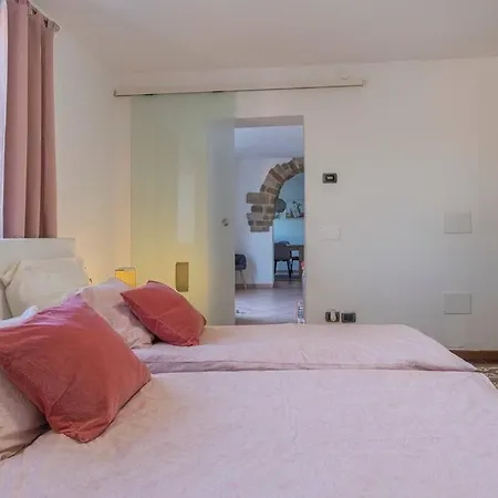 Vicolo Dei Fiori Holiday home Luino