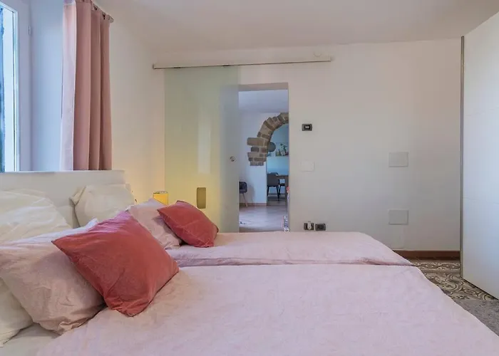 Vicolo Dei Fiori Nyaraló Luino